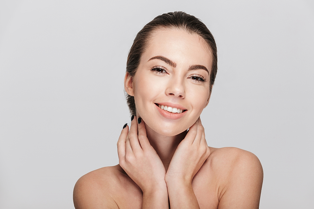 Why Physical Sunscreens and Mineral Sunscreens Are the Correct Choice